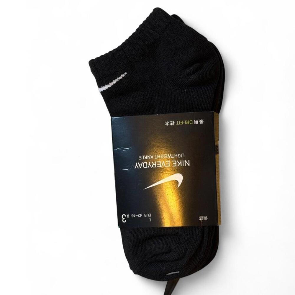 Nike Everyday Lightweight Ankle Socks 3 pack Size: Large Color: Black Brand new
